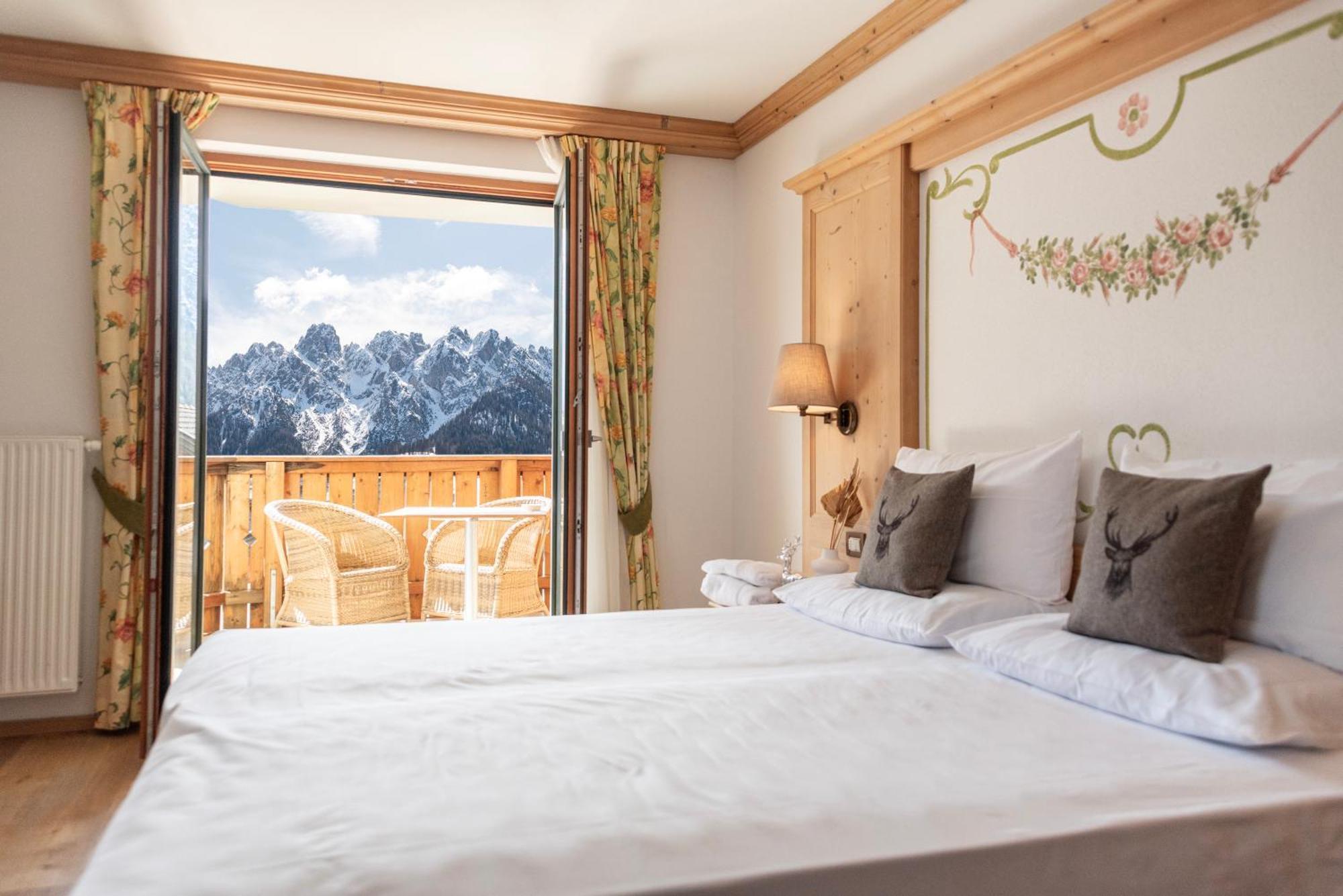 Double Room Mountain View