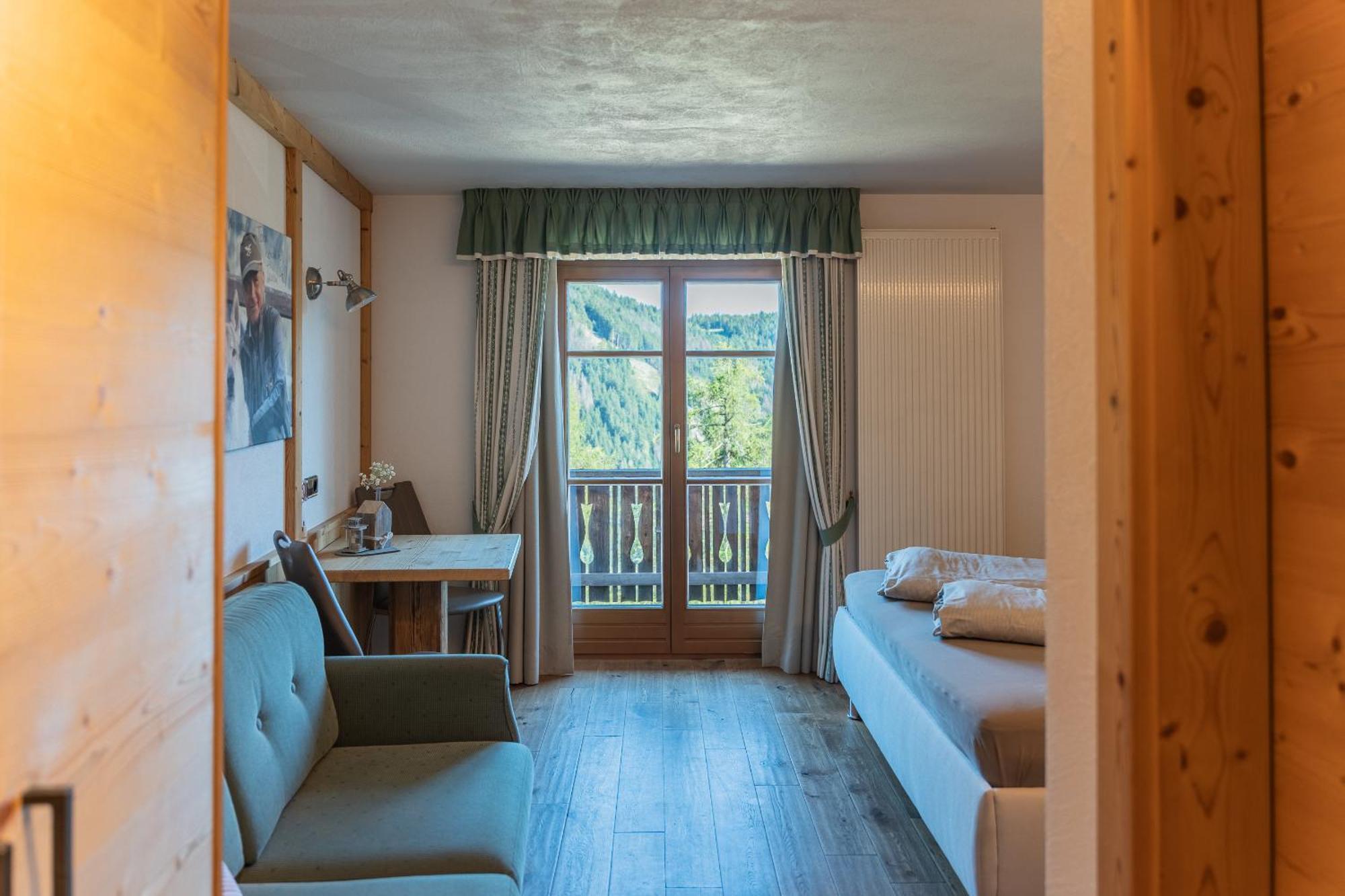 Double Room Mountain View